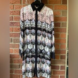YYGAL woman blouse Sz L
